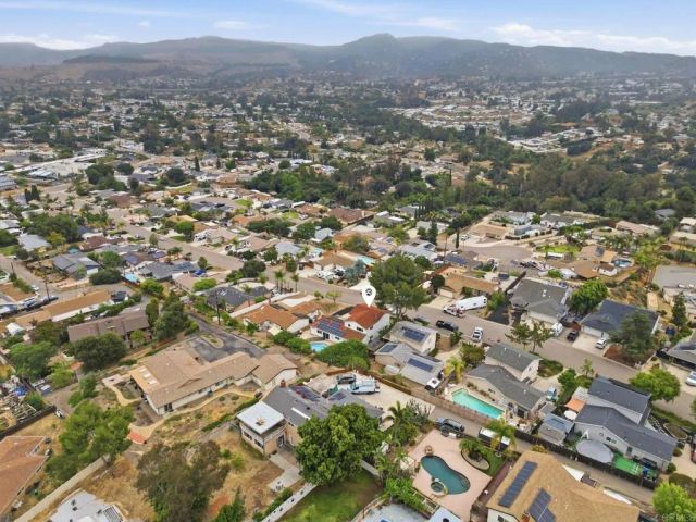 13104 Lakeview Granada Drive, Lakeside, CA 92040