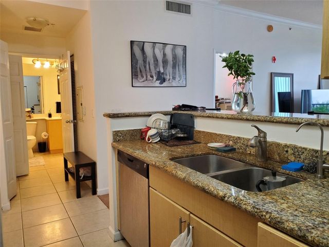 2401 NE 65th Street 608, Fort Lauderdale, FL 33308