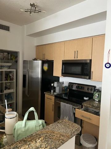 2401 NE 65th Street 608, Fort Lauderdale, FL 33308