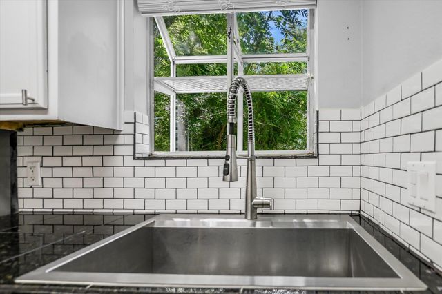 6727 Old Quarry LN, Austin, TX 78731