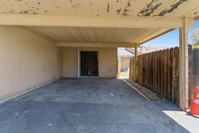 6823 Butler Ct, Stockton, CA 95219