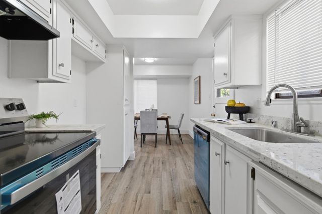 6823 Butler Ct, Stockton, CA 95219