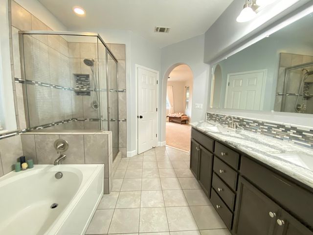 2943 W Harold Court, Visalia, CA 93291