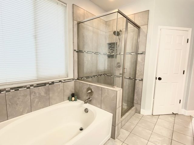 2943 W Harold Court, Visalia, CA 93291