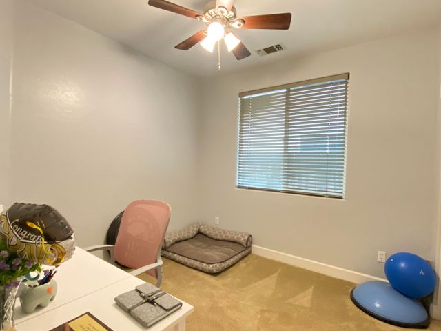 2943 W Harold Court, Visalia, CA 93291