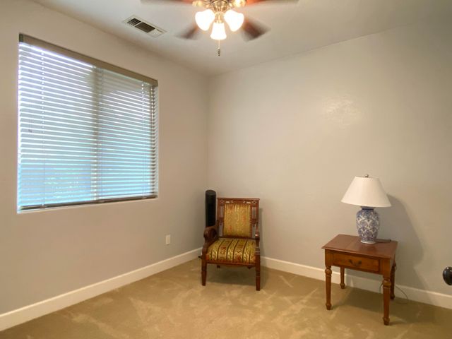 2943 W Harold Court, Visalia, CA 93291