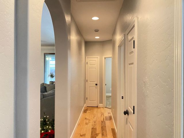 2943 W Harold Court, Visalia, CA 93291