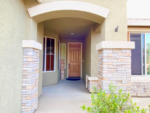 2943 W Harold Court, Visalia, CA 93291