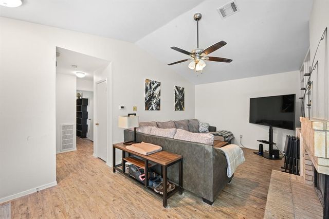11728 Norwegian Wood DR, Austin, TX 78758