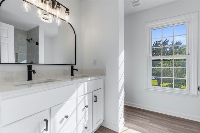 612 Walnut Way, Anderson, SC 29626