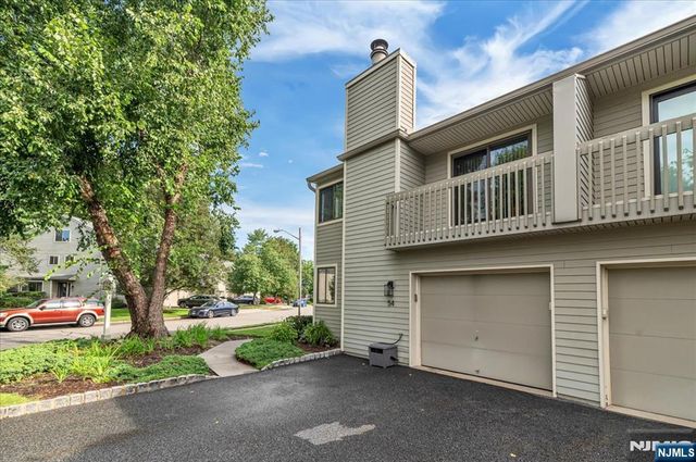 54 Spruce Run 54, Ramsey, NJ 07446
