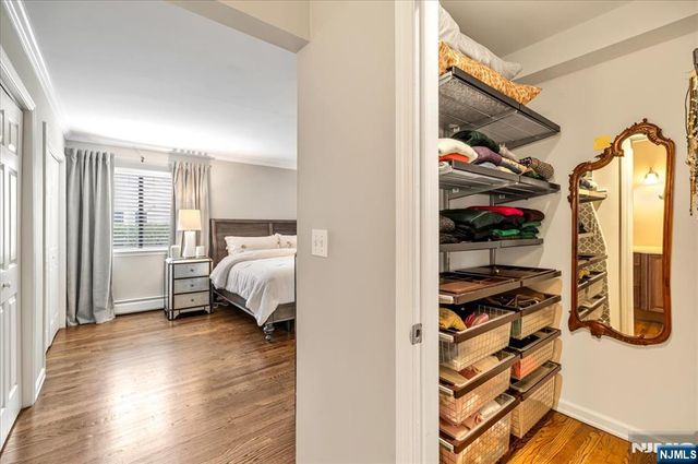 54 Spruce Run 54, Ramsey, NJ 07446