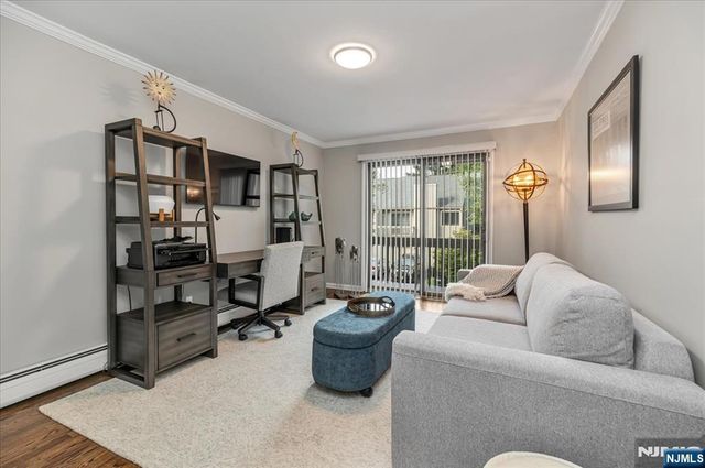54 Spruce Run 54, Ramsey, NJ 07446
