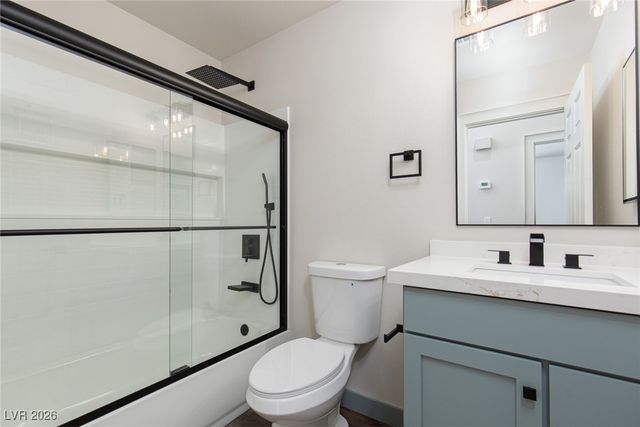 7141 Desert Clover Court, Las Vegas, NV 89129