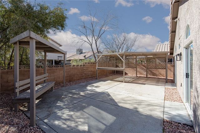 7141 Desert Clover Court, Las Vegas, NV 89129