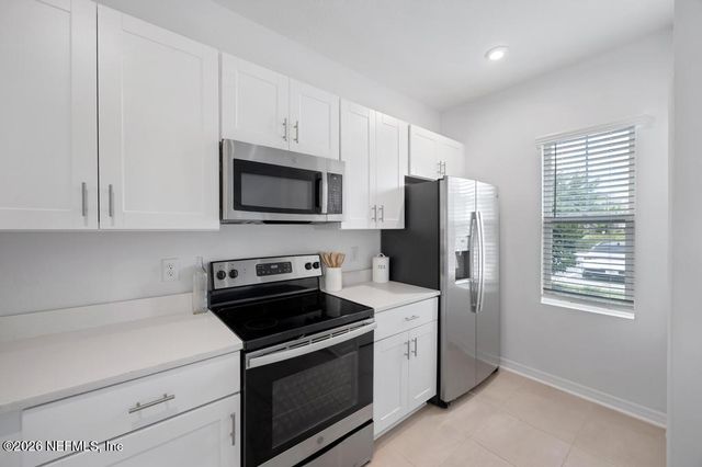 266 ANNIES Place, Jacksonville, FL 32218