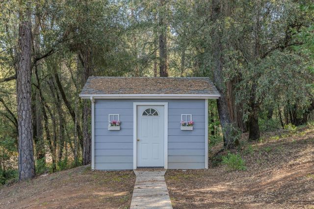 12210 Irish Court, Jackson, CA 95642