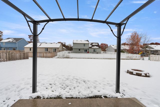 9609 Carine Cove, Fort Wayne, IN 46835