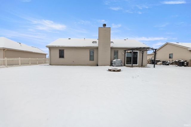 9609 Carine Cove, Fort Wayne, IN 46835