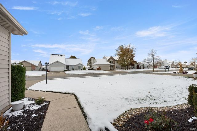 9609 Carine Cove, Fort Wayne, IN 46835