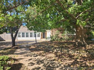 1308 N Hickory Avenue, Broken Arrow, OK 74012