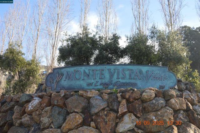 6078 Old Quarry Loop, Oakland, CA 94605