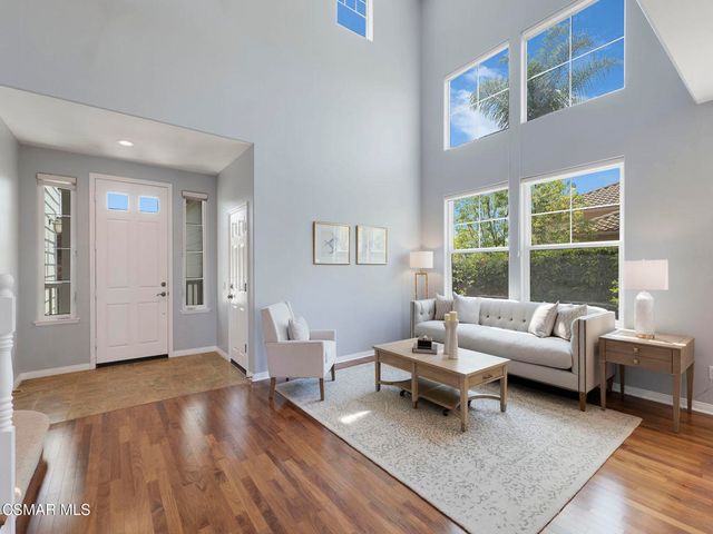 14297 Olive Street, Moorpark, CA 93021