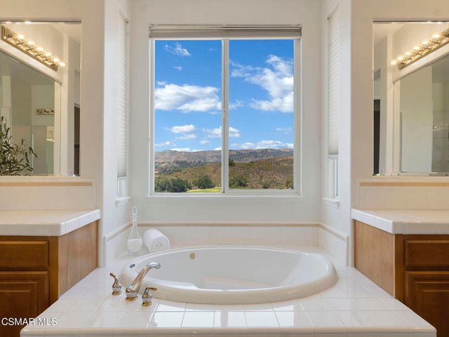 14297 Olive Street, Moorpark, CA 93021