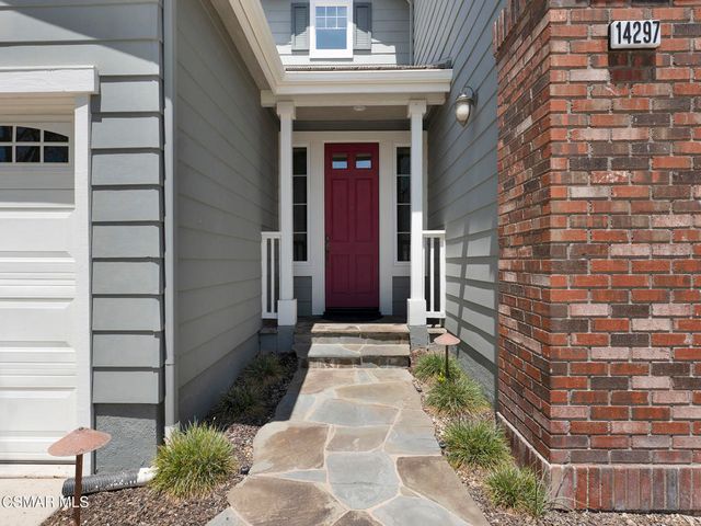 14297 Olive Street, Moorpark, CA 93021