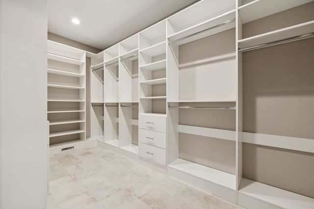 19 GHOLSON ROAD, Clarksville, TN 37043