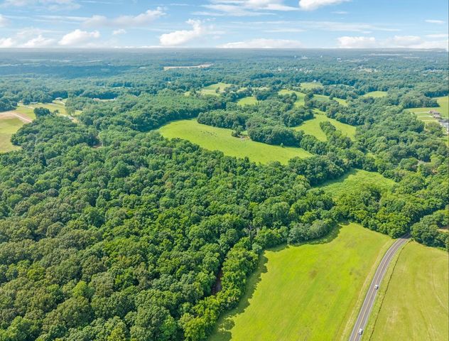 19 GHOLSON ROAD, Clarksville, TN 37043