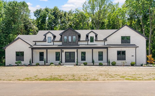 19 GHOLSON ROAD, Clarksville, TN 37043