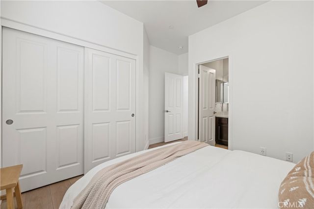 28384 Vista Del Rio, Valencia, CA 91354