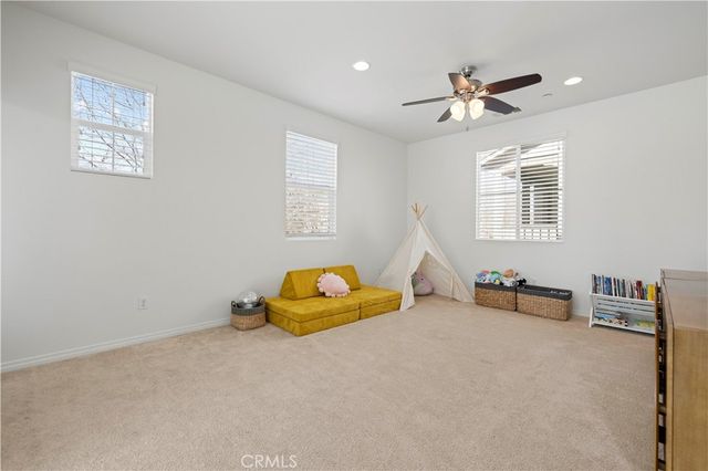 28384 Vista Del Rio, Valencia, CA 91354