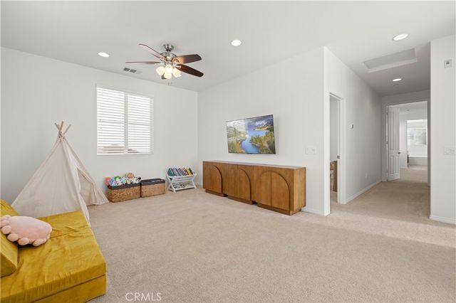 28384 Vista Del Rio, Valencia, CA 91354
