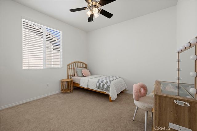 28384 Vista Del Rio, Valencia, CA 91354