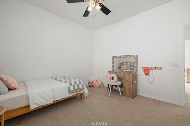 28384 Vista Del Rio, Valencia, CA 91354