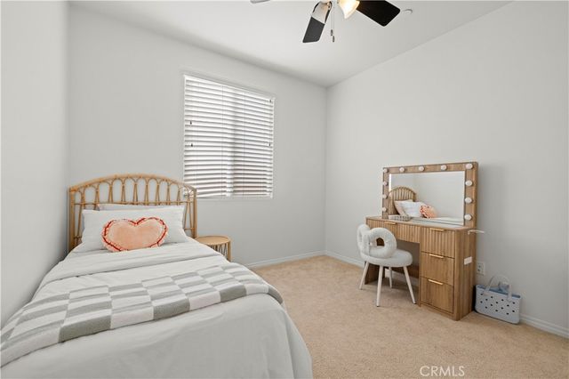 28384 Vista Del Rio, Valencia, CA 91354