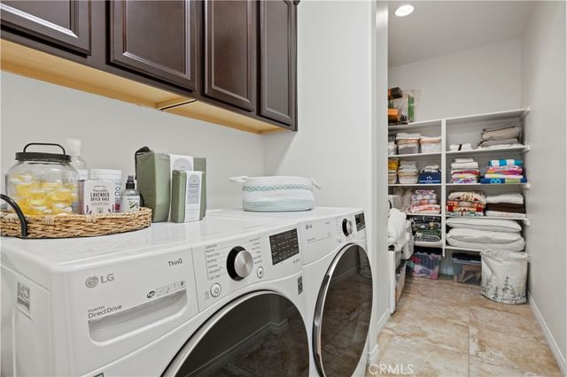 28384 Vista Del Rio, Valencia, CA 91354