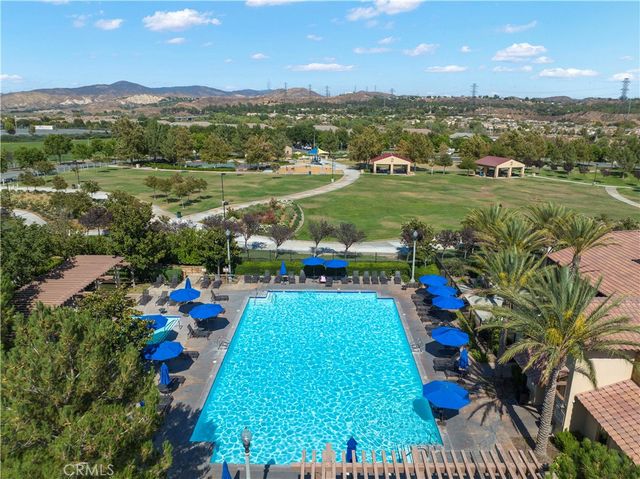 28384 Vista Del Rio, Valencia, CA 91354