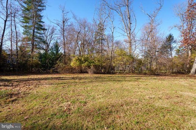 70 BRAEBURN DR, Princeton, NJ 08540