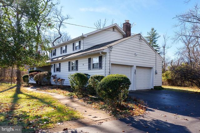 70 BRAEBURN DR, Princeton, NJ 08540