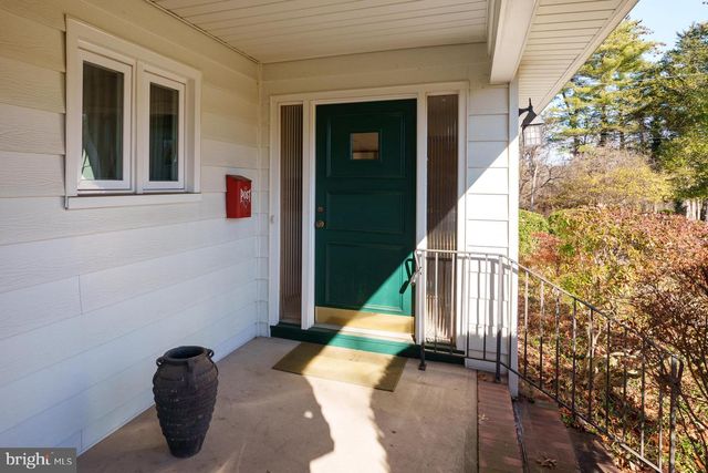 70 BRAEBURN DR, Princeton, NJ 08540