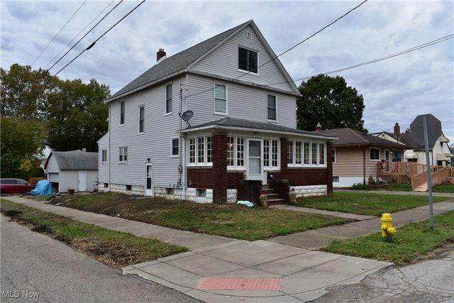 714 Orchard Avenue, Barberton, OH 44203