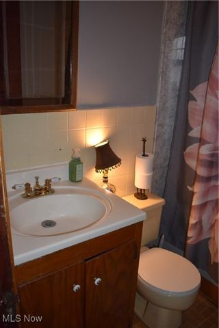 714 Orchard Avenue, Barberton, OH 44203