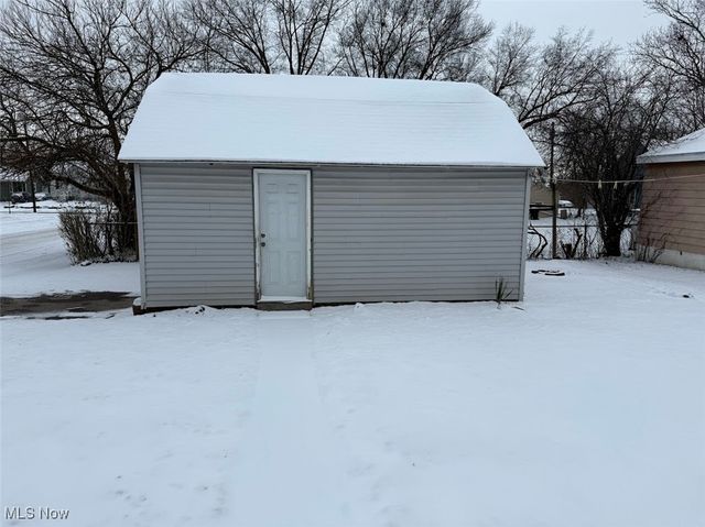 714 Orchard Avenue, Barberton, OH 44203