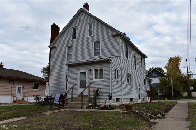 714 Orchard Avenue, Barberton, OH 44203