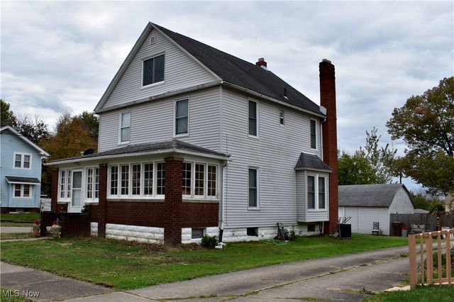 714 Orchard Avenue, Barberton, OH 44203