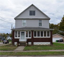 714 Orchard Avenue, Barberton, OH 44203