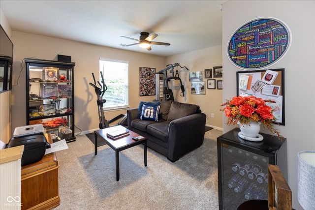 6524 Emerald Crossing Way, Indianapolis, IN 46221